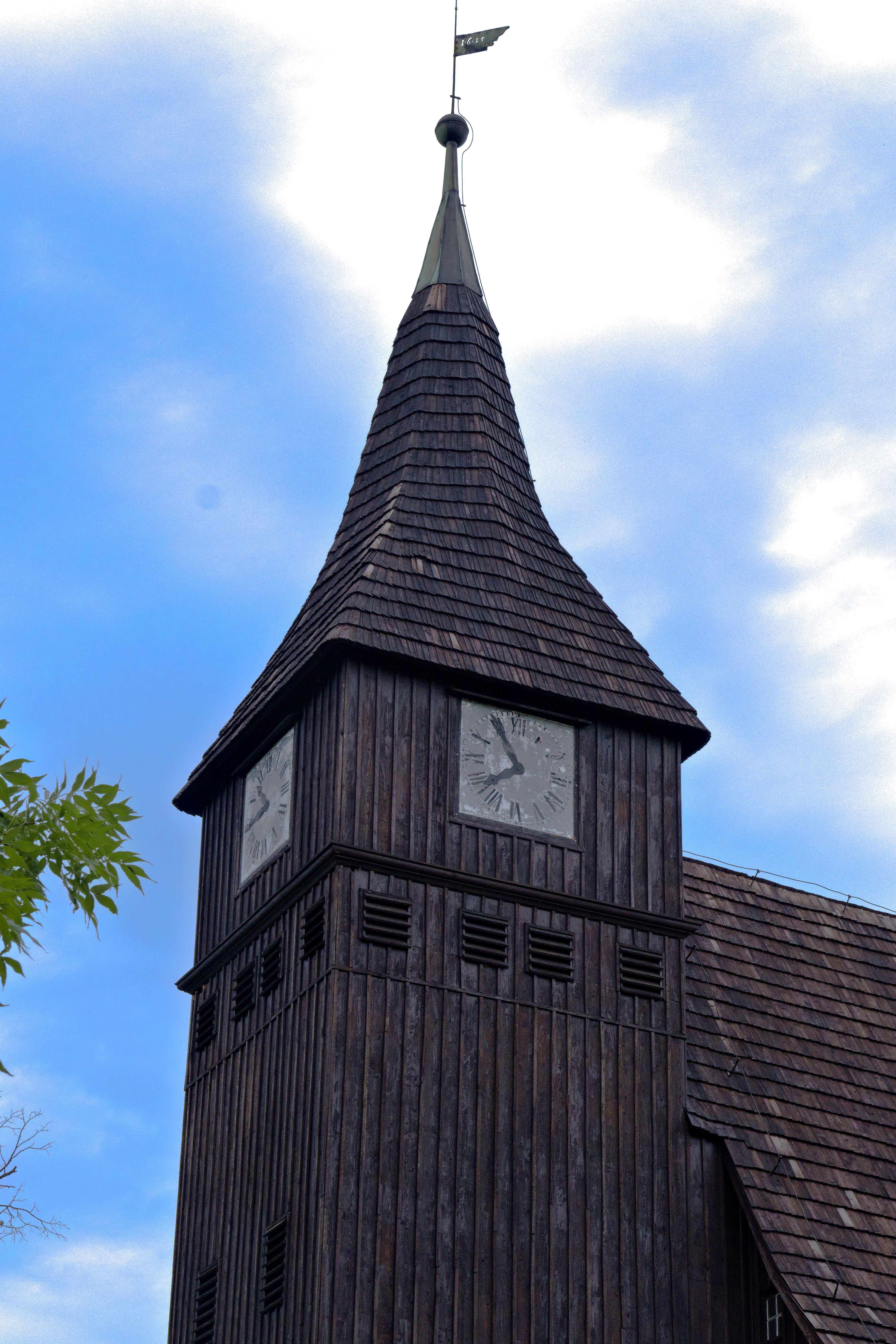 wieża (1)