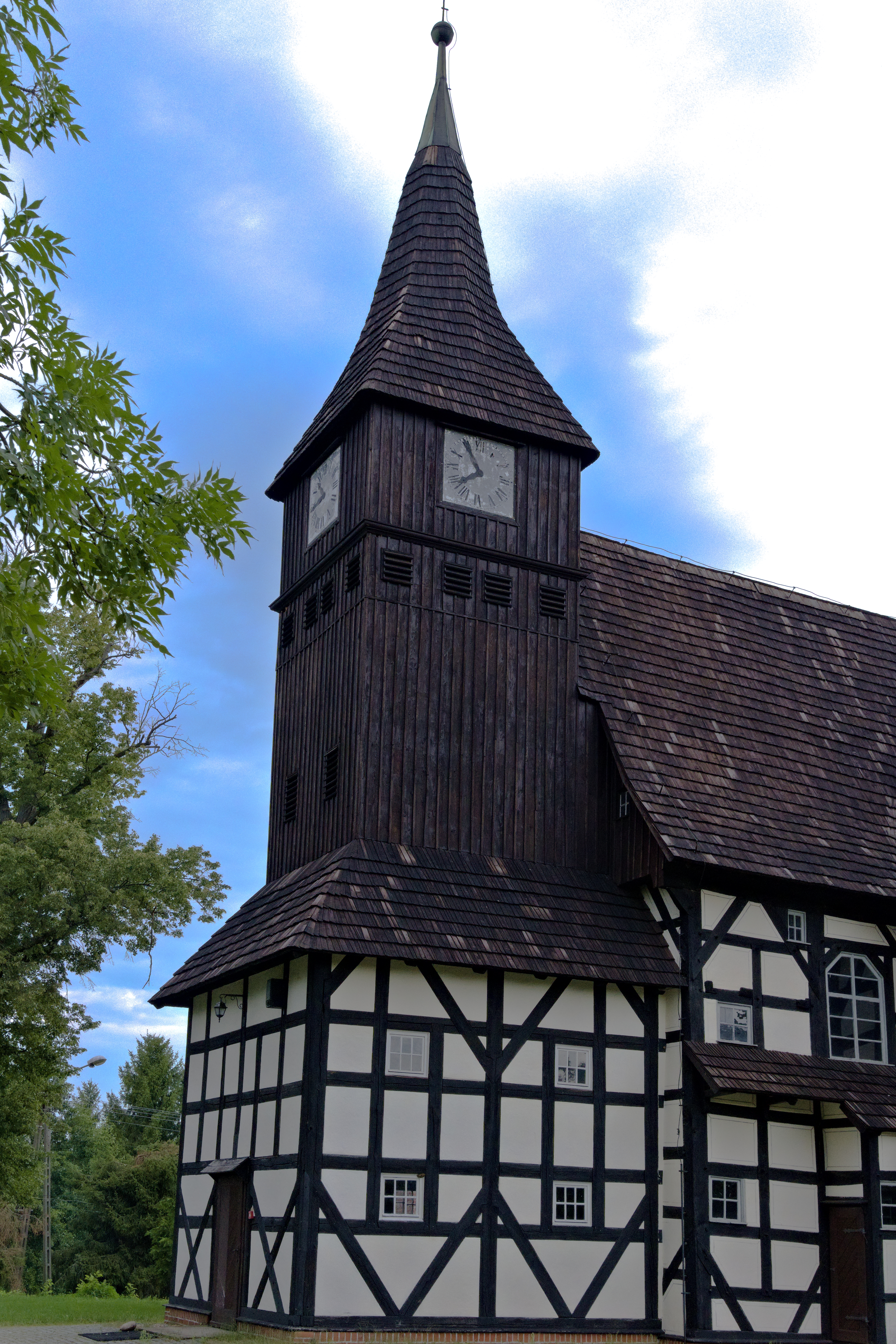 wieża (2)
